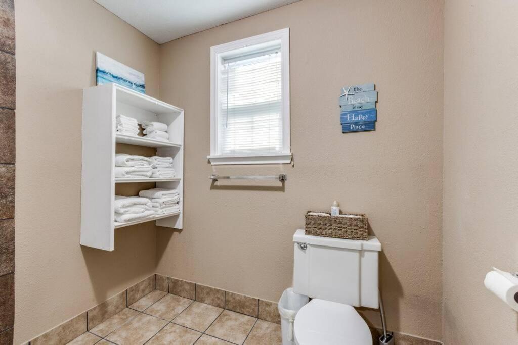 Cozy Sea Breeze Bungalow - 2 Mins To The Beach Galveston Ngoại thất bức ảnh